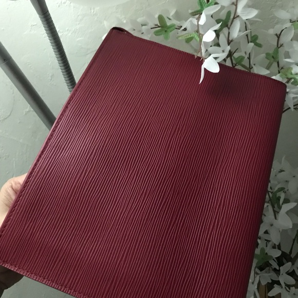 Louis Vuitton clutch - Picture 7 of 7